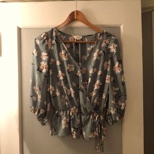 3/4 sleeve blouse.